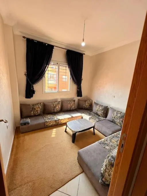 Appartement A Cote De L'Aeroport Marrakesh Apartment